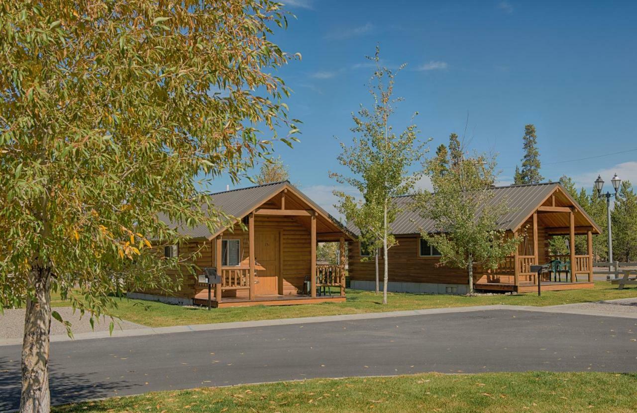 Yellowstone Grizzly Rv Park And Cabins Villa West Yellowstone Exterior photo