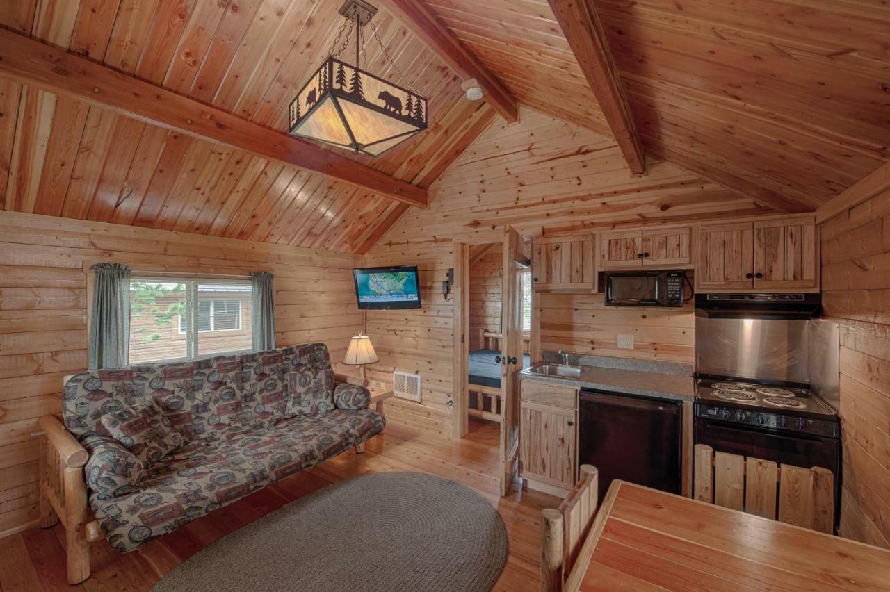 Yellowstone Grizzly Rv Park And Cabins Villa West Yellowstone Exterior photo